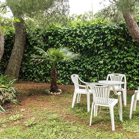 M297 - Marcelli, Trilocale Con Giardino A 100mt Dal Mare Marcelli